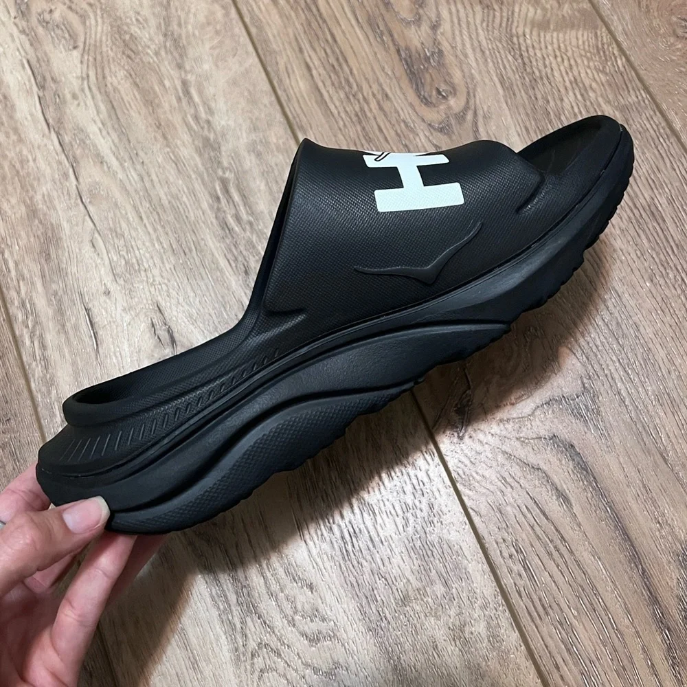 Hoka Ora Slide in Black with White Logo - Picture 2 of 14